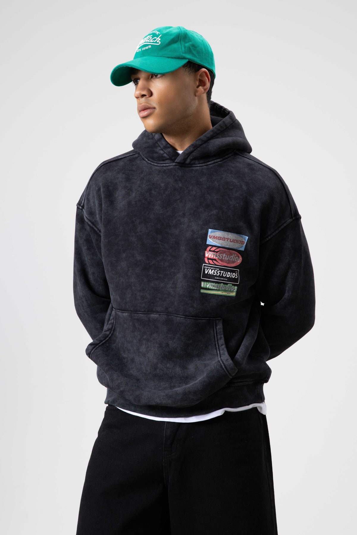 Oversize Yıkamalı Baskılı Kapüşonlu Sweatshirt Siyah