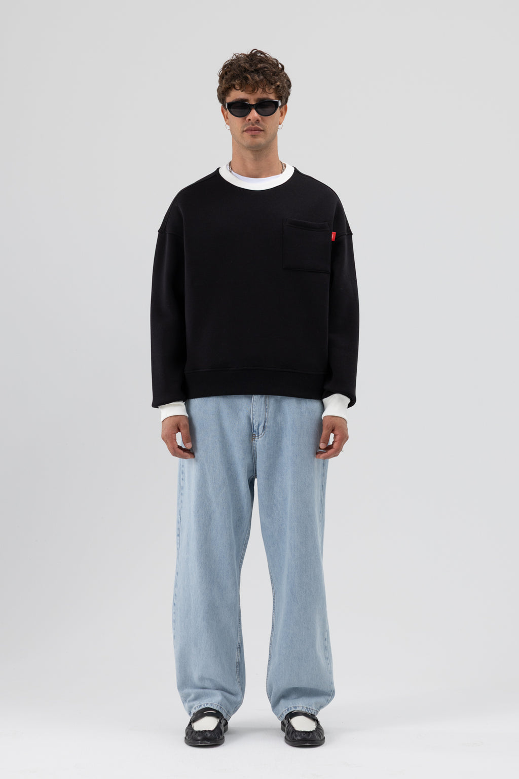 Bisiklet Yaka Cep Detaylı Oversize Sweatshirt Siyah