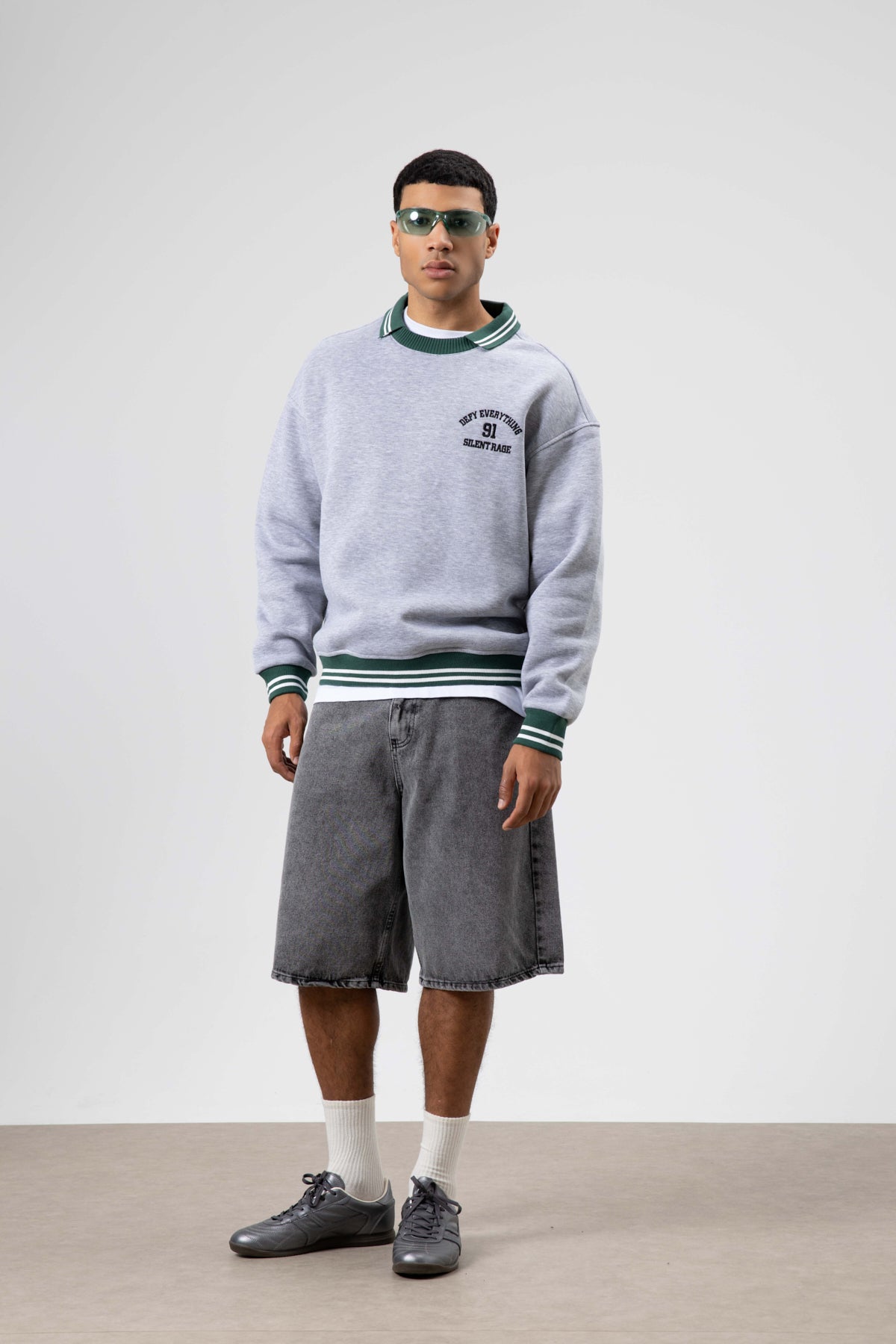 Oversize Yaka Nakış Detaylı Sweatshirt Gri Melanj