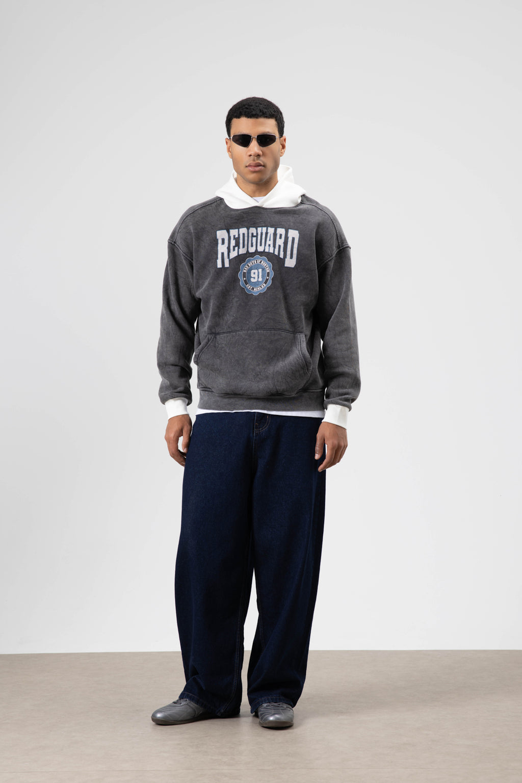 Oversize Baskılı Kapüşonlu Sweatshirt Siyah