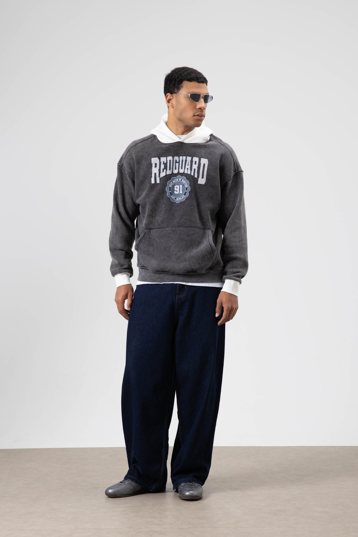 Oversize Baskılı Kapüşonlu Sweatshirt Siyah
