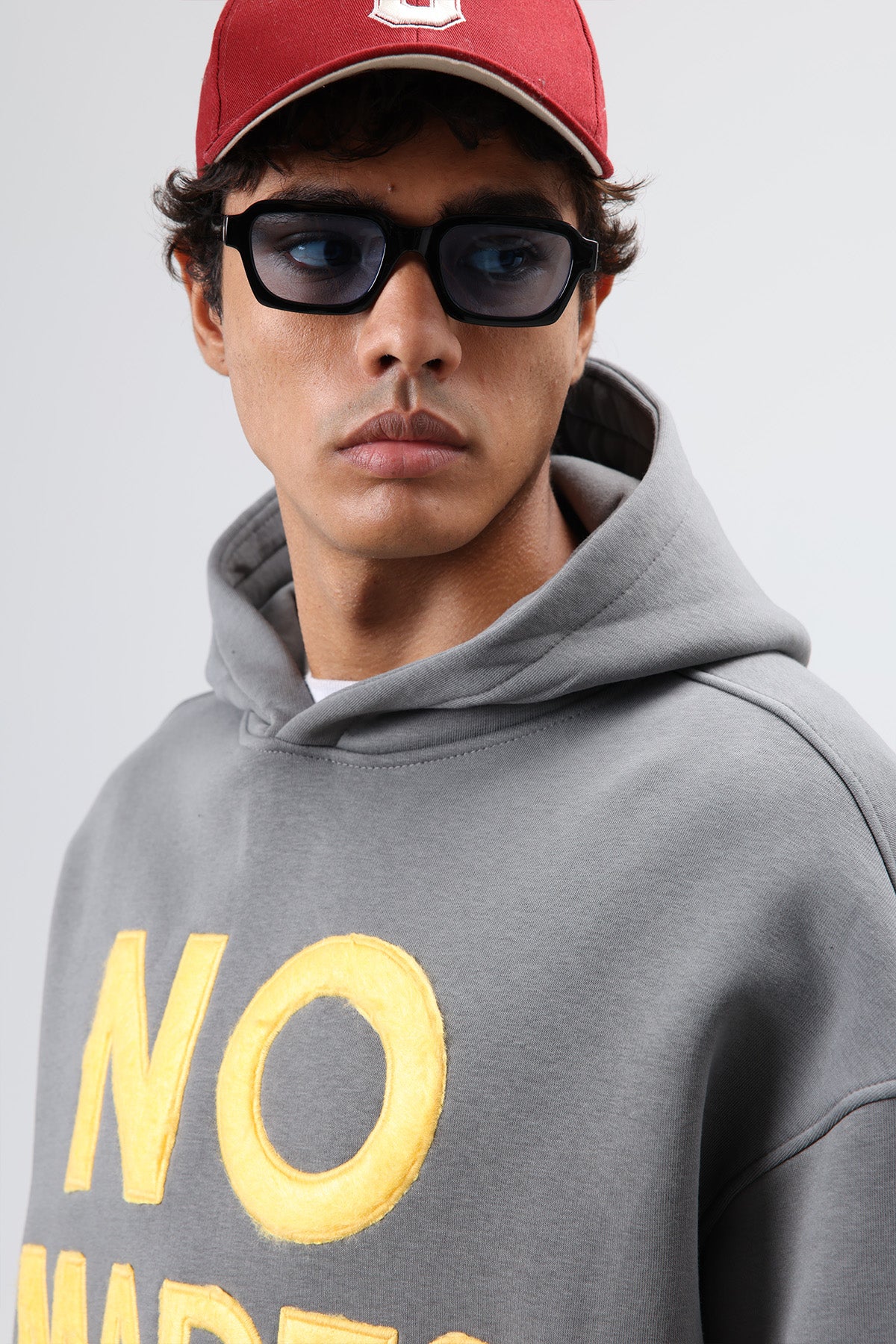 Oversize Baskılı Kapüşonlu Sweatshirt Füme