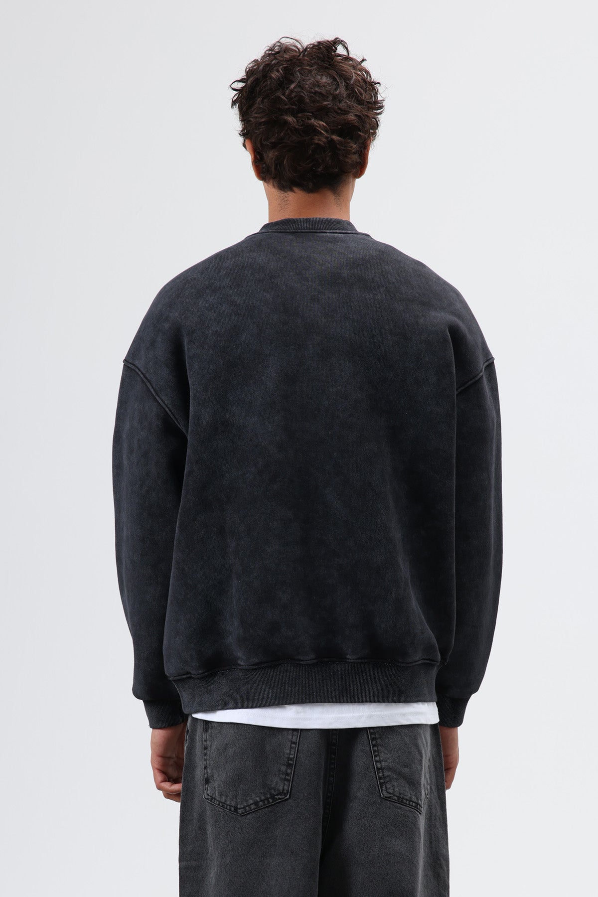 Oversize Bisiklet Yaka Baskılı Sweatshirt Siyah