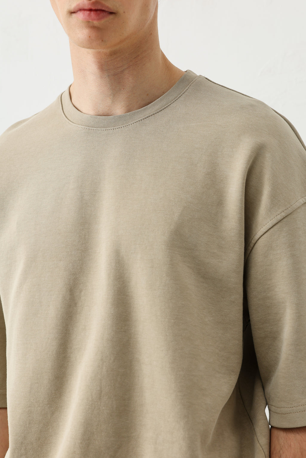Kısa Kollu Yıkamalı Oversize Tişört Haki