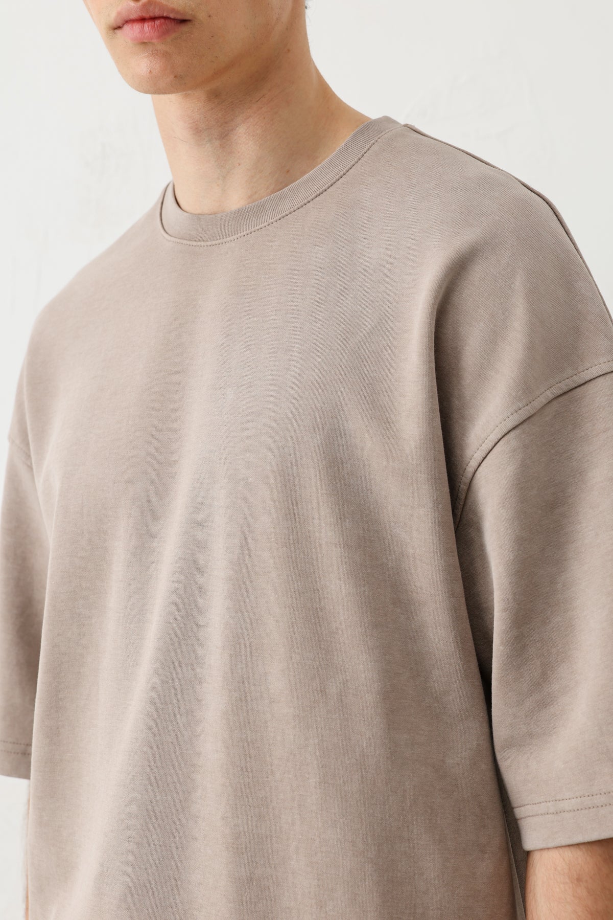 Kısa Kollu Yıkamalı Oversize Tişört Vizon