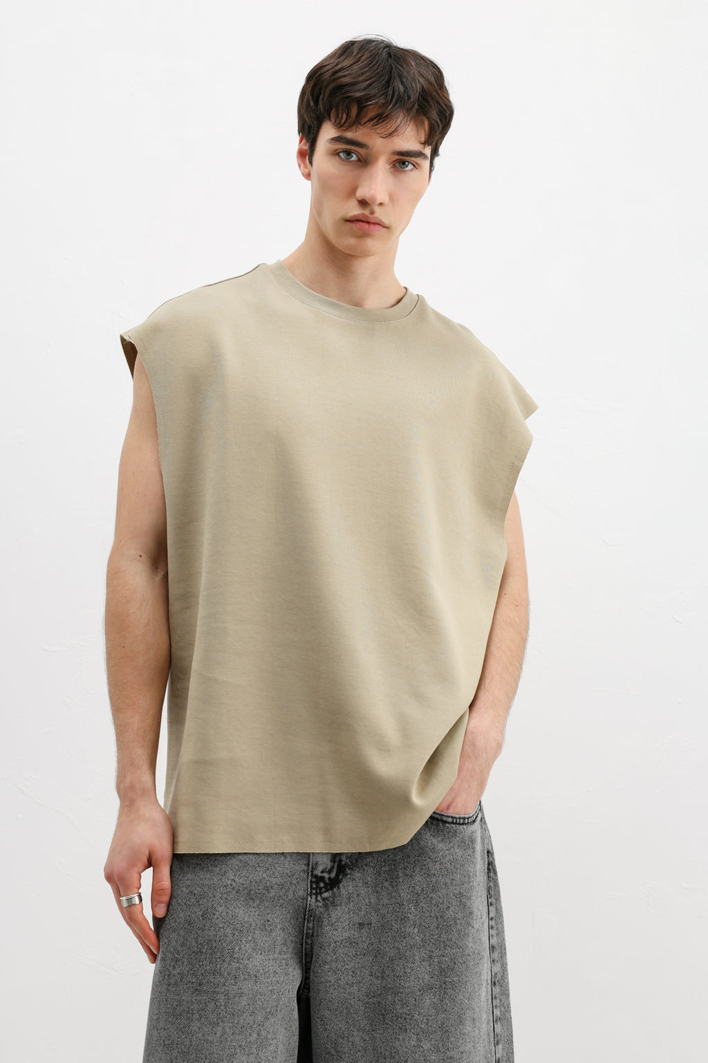 Oversize Kolsuz Basic Tişört Haki