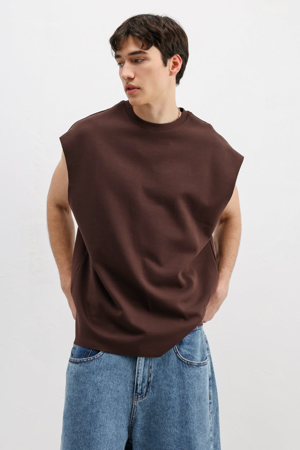 Oversize Kolsuz Basic Tişört Kahve