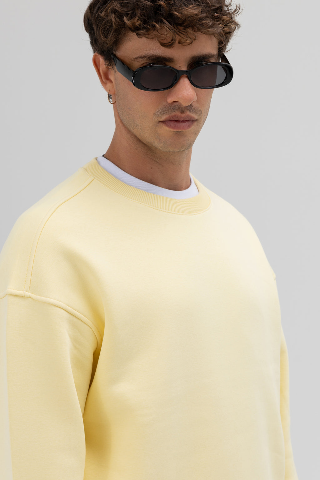 Basic Bisiklet Yaka Oversize Sweatshirt Sarı