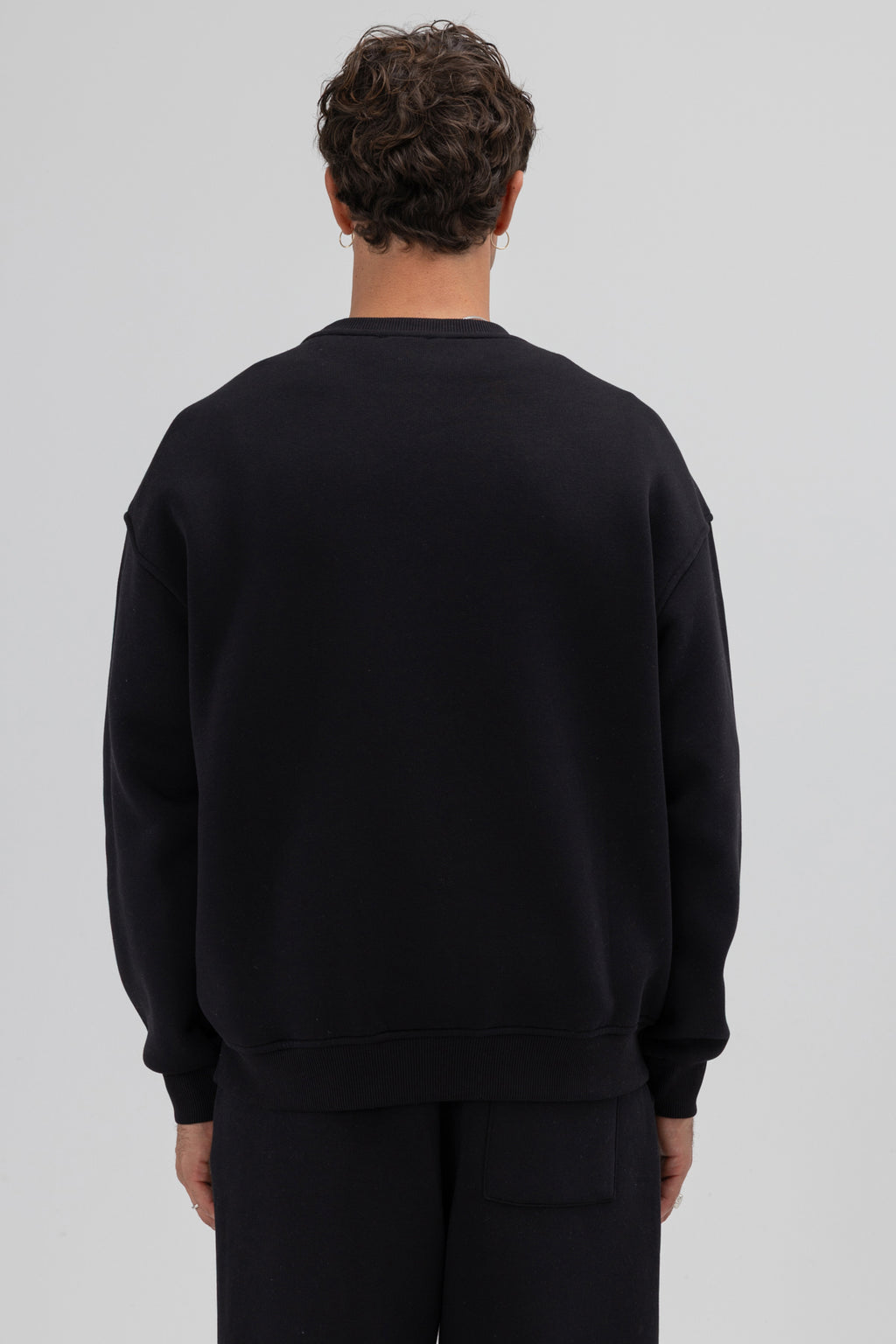 Basic Bisiklet Yaka Oversize Sweatshirt Siyah