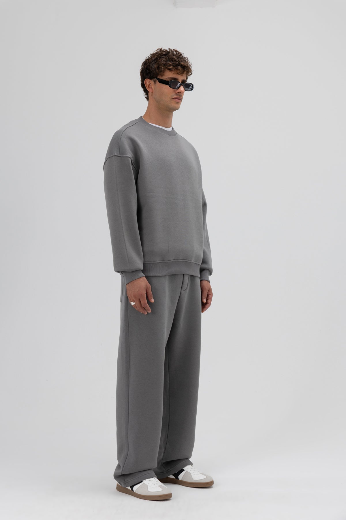 Basic Bisiklet Yaka Oversize Sweatshirt Füme
