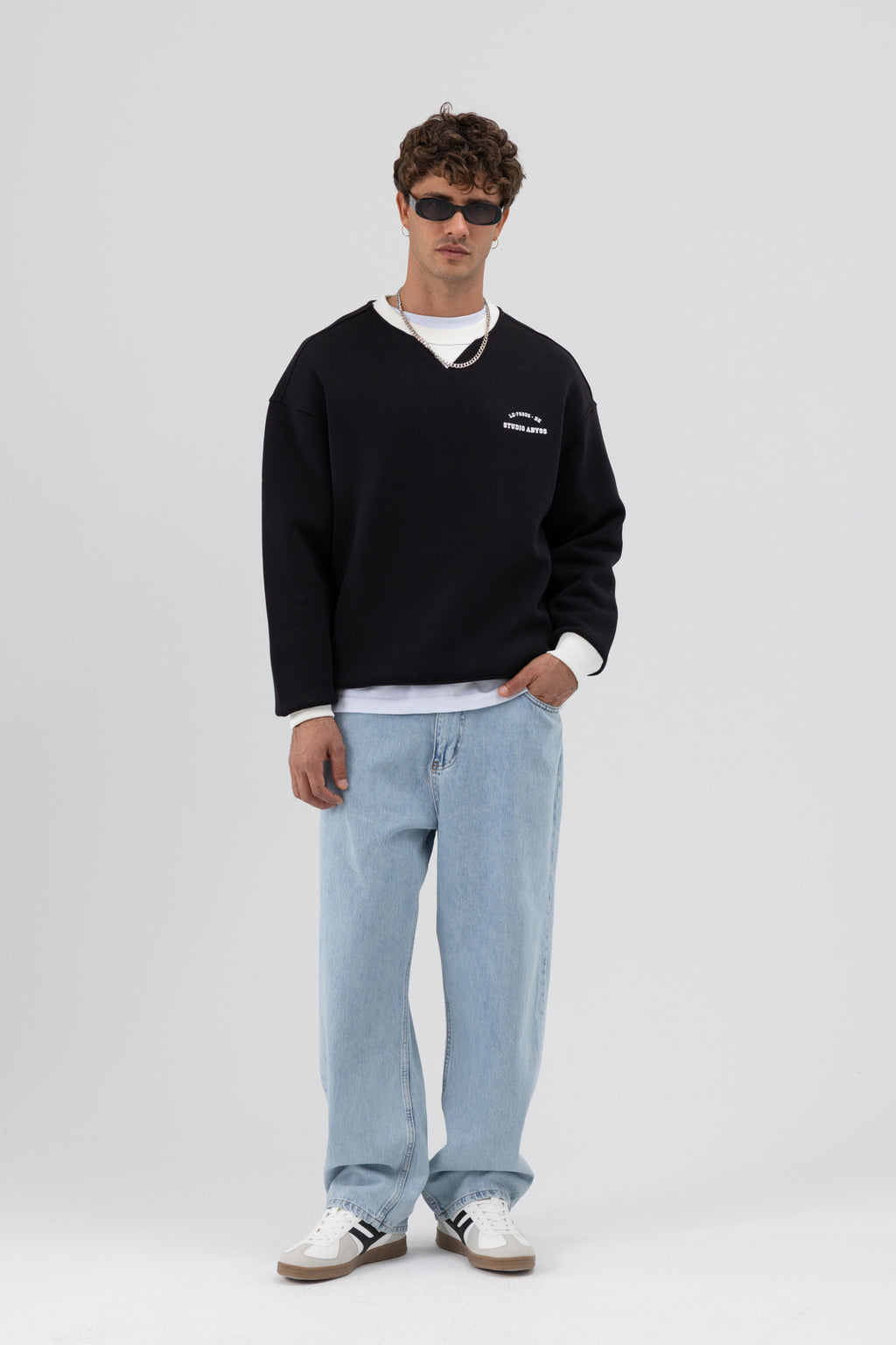 Oversize Bisiklet Yaka Baskılı Sweatshirt Siyah