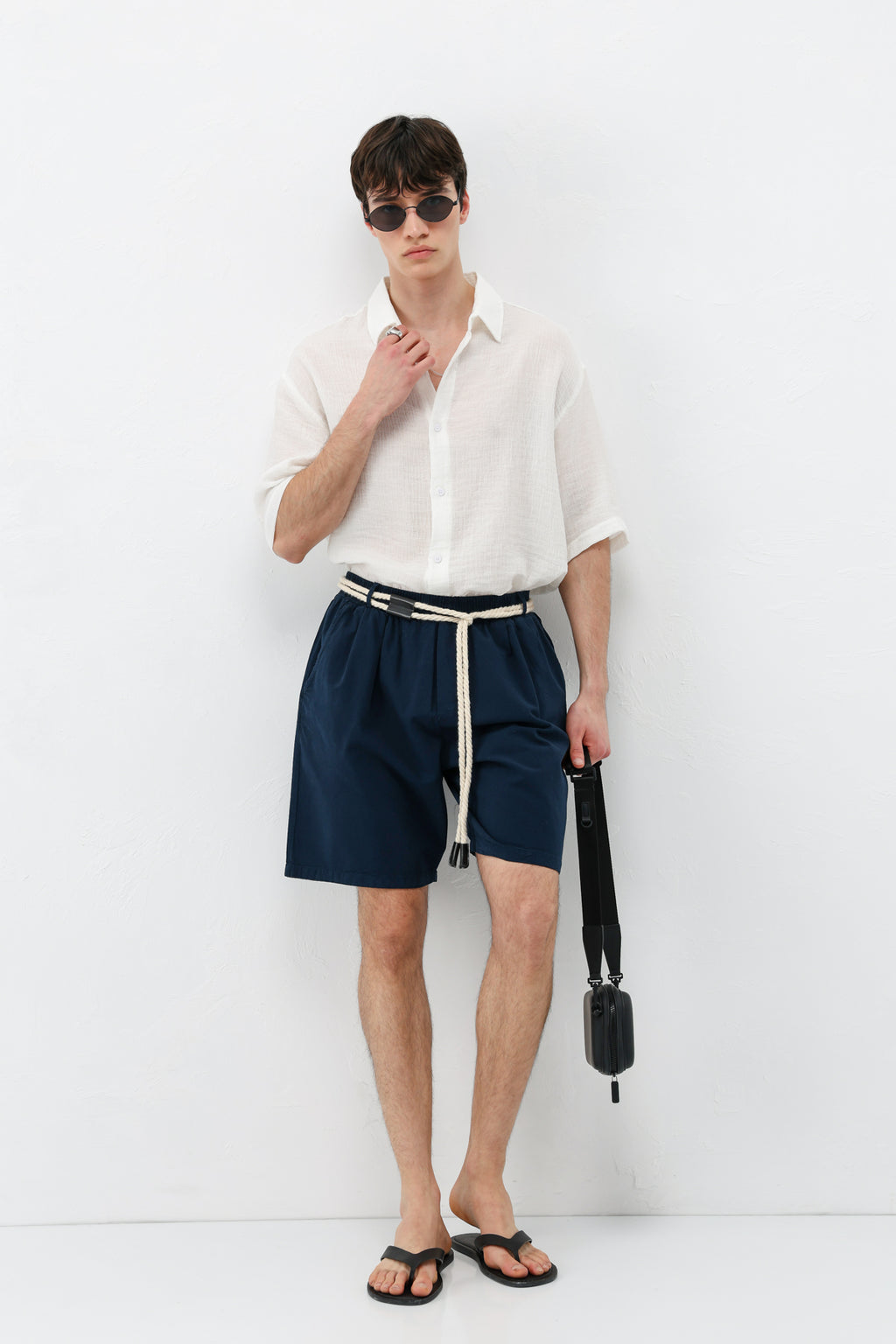 Kemerli Oversize Keten Şort Lacivert