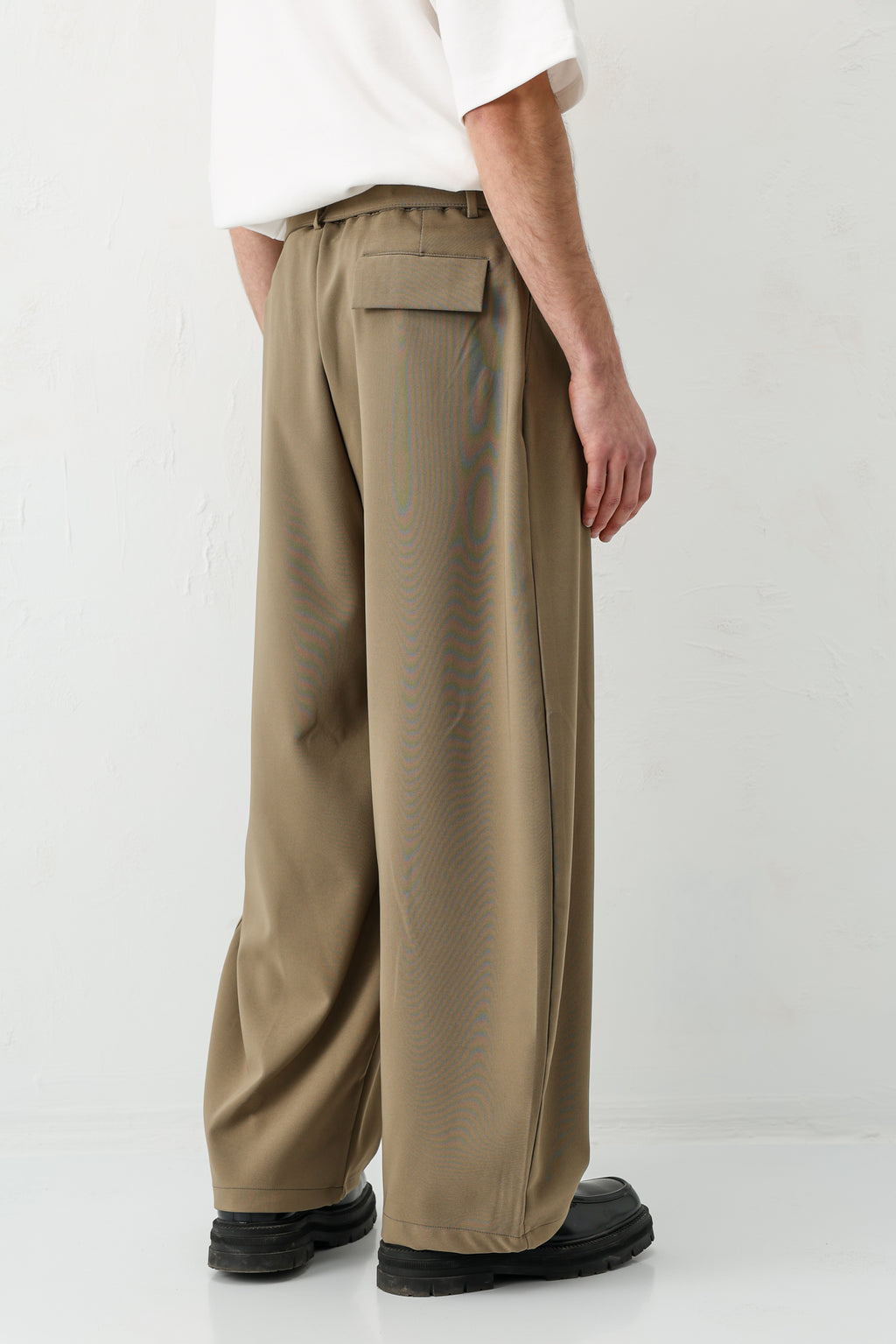 Barrel Fit Tailored Fit Kemerli Pantolon Haki