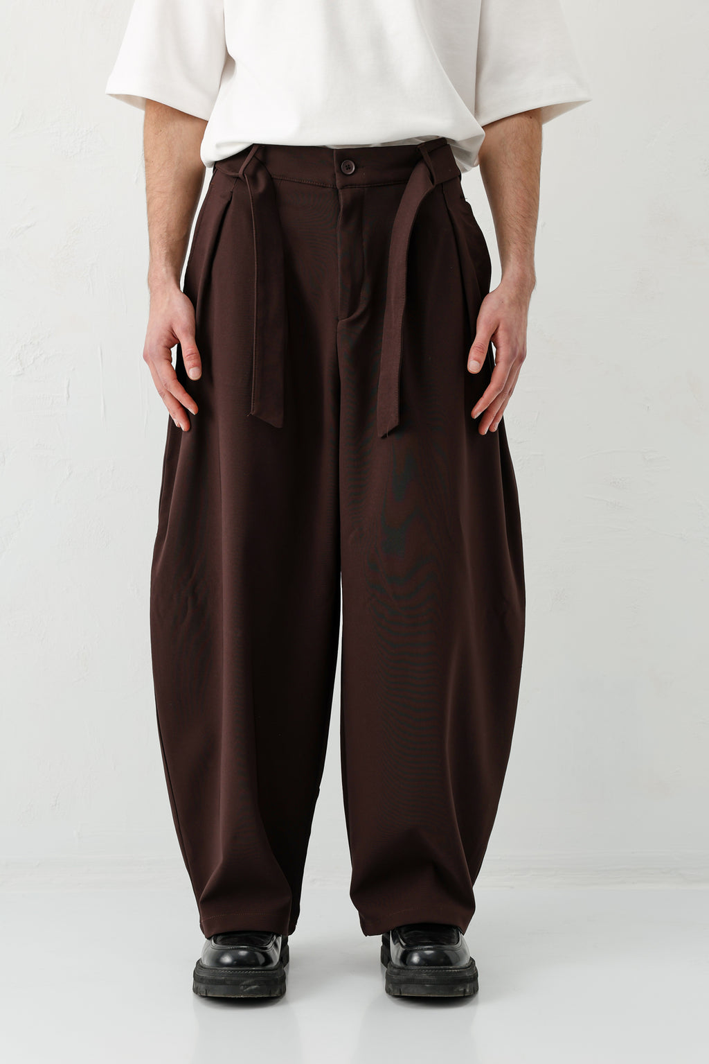 Barrel Fit Tailored Fit Kemerli Pantolon Kahve